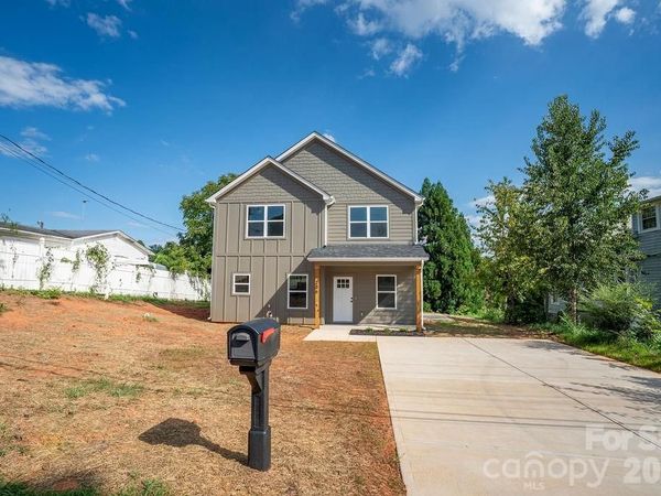 206 Prospect Street NW, Lenoir, NC 28645