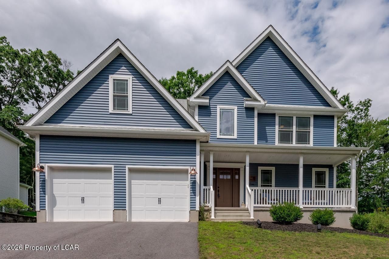 94 Aleksander Boulevard, Mountain Top, PA 18707 Main Photo