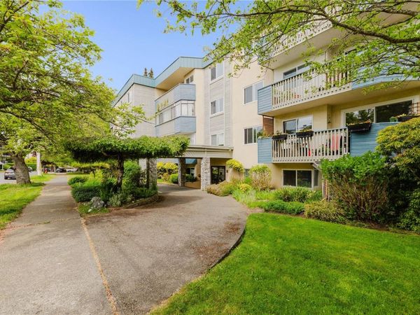 1012 Collinson St , Unit #404, Victoria, BC V8V 3C1
