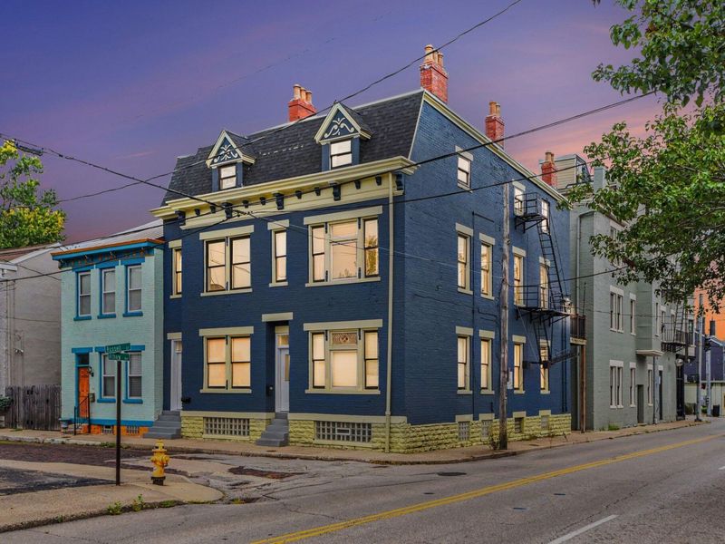 202 Athey Street, Unit 2A, Covington, KY 41011 Photo 1