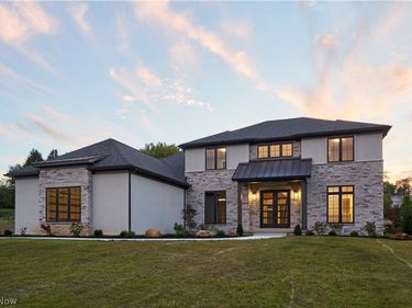 526 Sawgrass Drive, Fairlawn, OH 44333