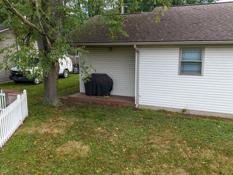 314 - 318 Esther Court NW, New Philadelphia, OH 44663 Photo 7