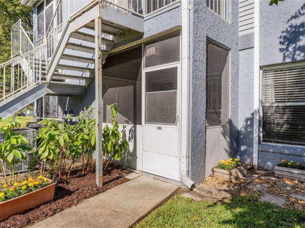 304 NORTHLAKE DRIVE , SANFORD, FL 32773
