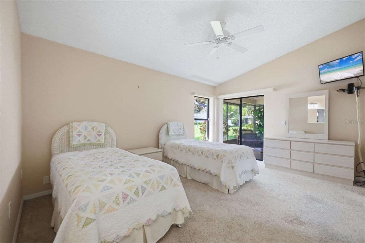 214 Southampton Drive, Unit 327, Venice, FL 34293 Photo