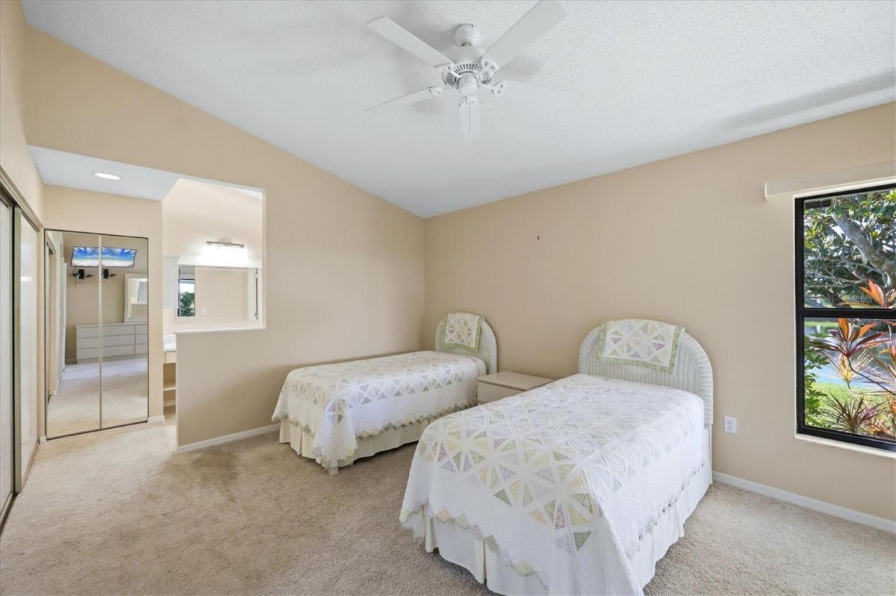 214 Southampton Drive, Unit 327, Venice, FL 34293 Photo