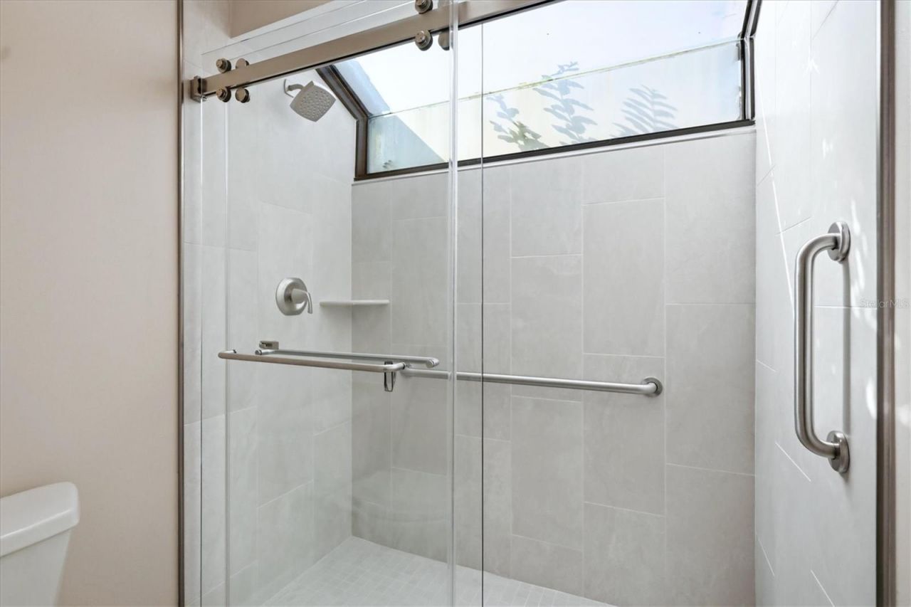 214 Southampton Drive, Unit 327, Venice, FL 34293 Photo