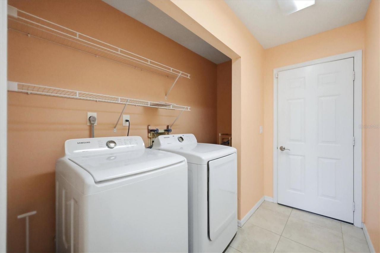 214 Southampton Drive, Unit 327, Venice, FL 34293 Photo