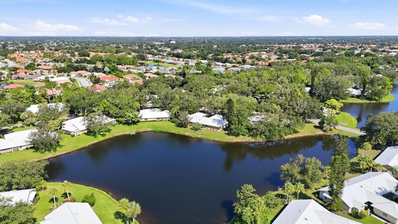 214 Southampton Drive, Unit 327, Venice, FL 34293 Photo