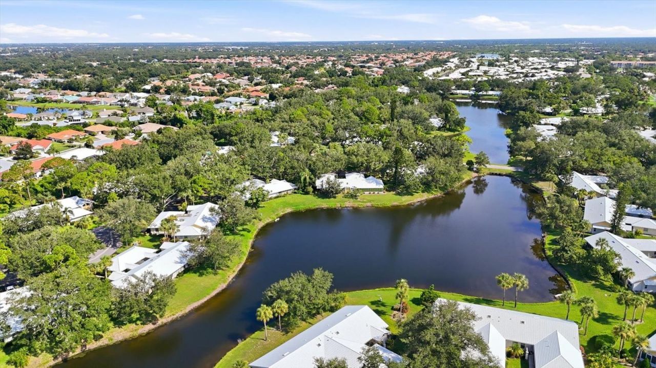 214 Southampton Drive, Unit 327, Venice, FL 34293 Photo