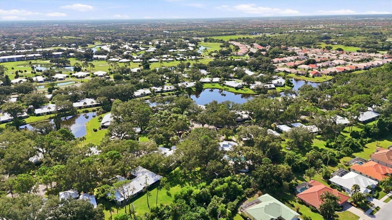 214 Southampton Drive, Unit 327, Venice, FL 34293 Photo
