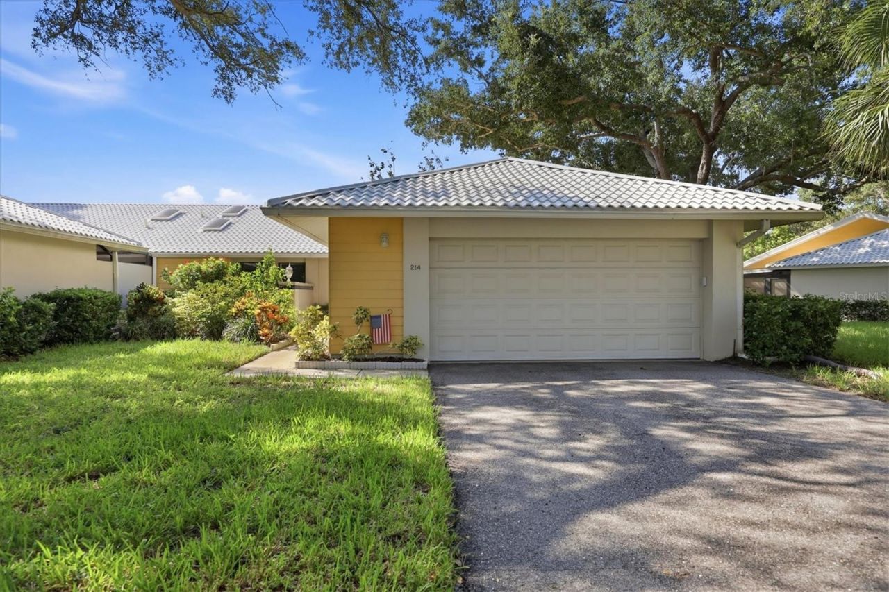 214 Southampton Drive, Unit 327, Venice, FL 34293 Photo