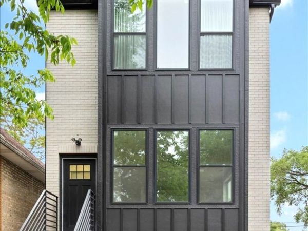 538 N Trumbull Avenue , Chicago, IL 60624