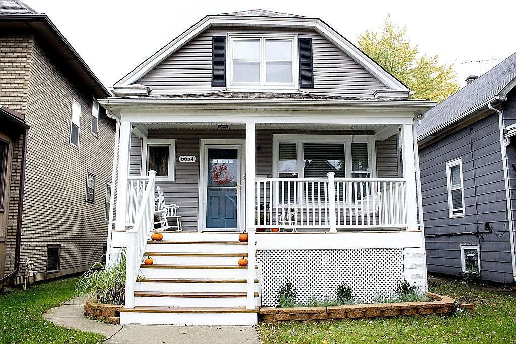 5654 W Byron Street, Chicago, IL 60634 Main Photo