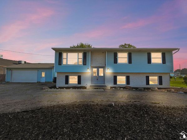 5405 PLUM CREEK Drive, Monroe, MI 48161