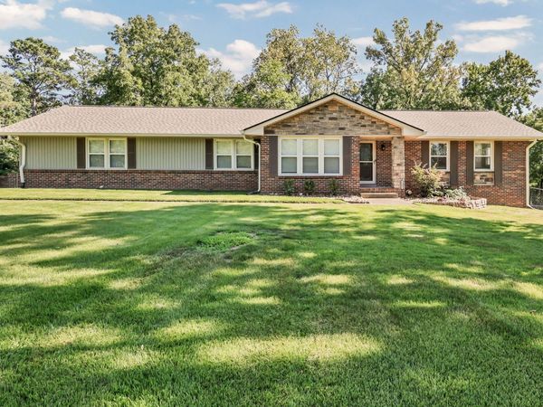 1301 Southern Pkwy , Clarksville, TN 37040