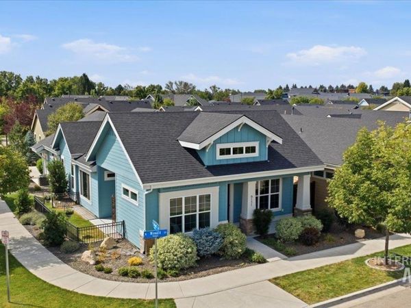6151 N Winward Lane, Meridian, ID 83646