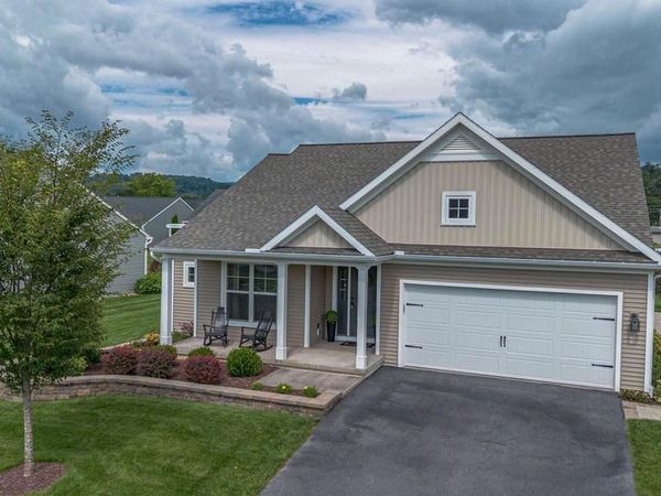 42 CAMBRIDGE LANE, LEWISTOWN, PA 17044