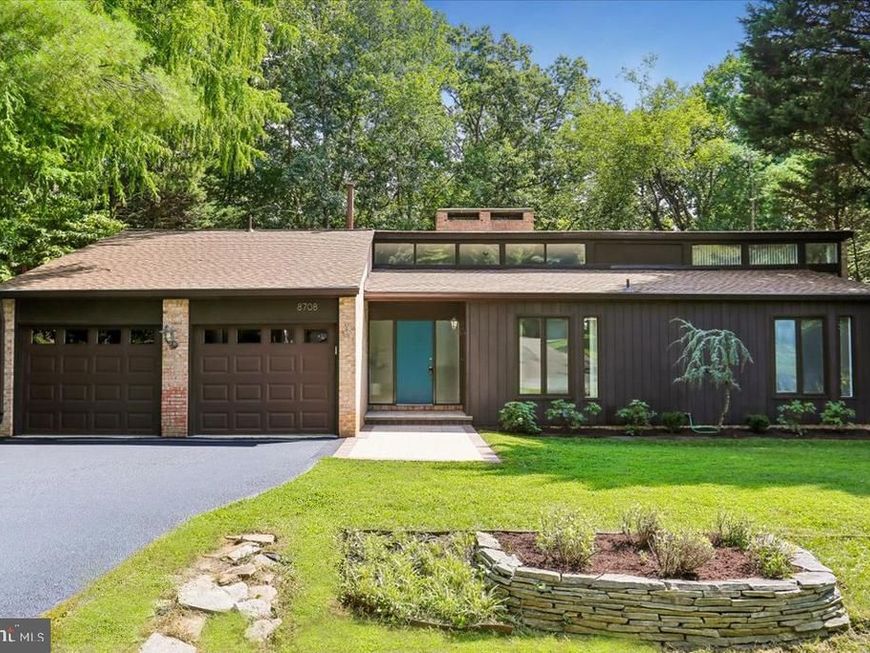 8708 Hidden Hill Lane, Potomac, MD 20854 Main Photo