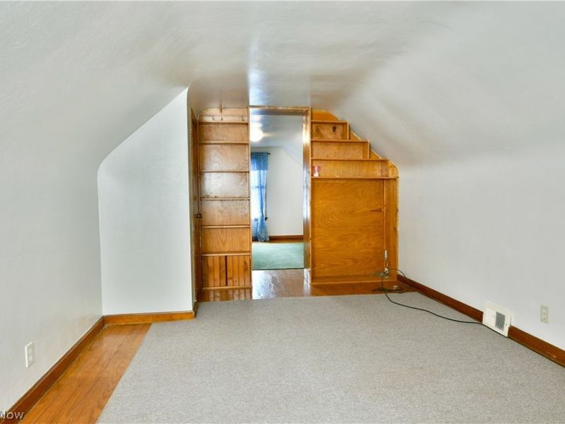 4625 Middle Drive , Youngstown, OH 44505 Photo 22