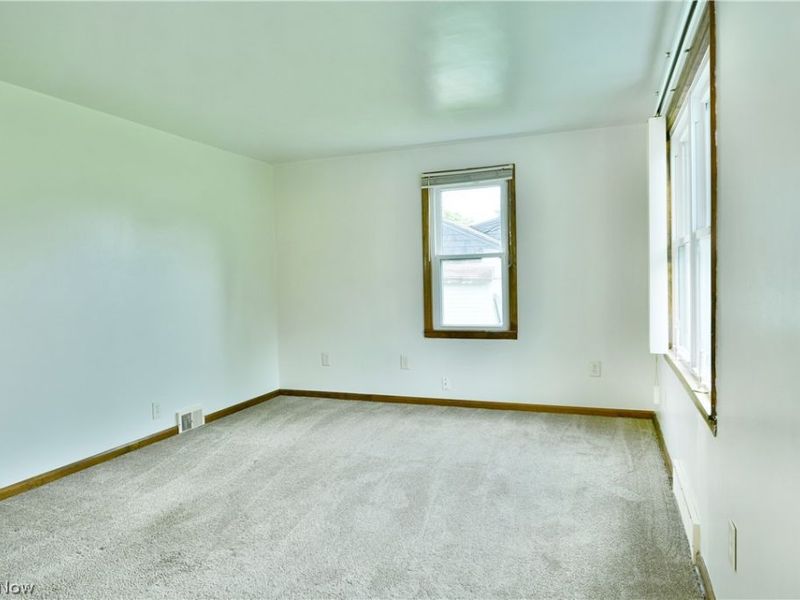 4625 Middle Drive , Youngstown, OH 44505 Photo 7
