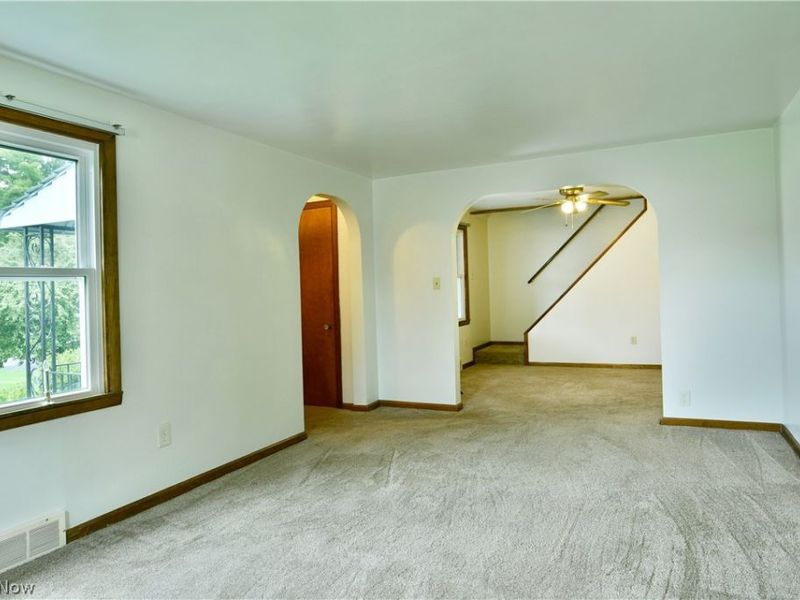 4625 Middle Drive , Youngstown, OH 44505 Photo 8
