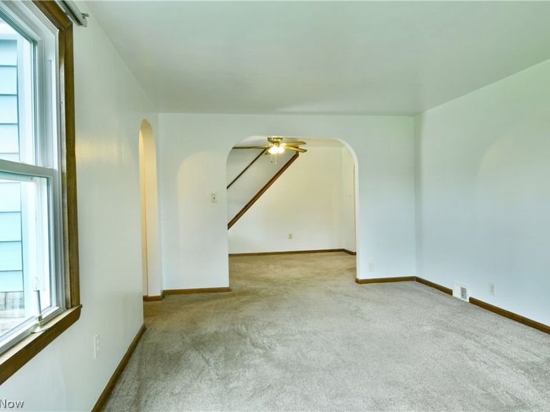 4625 Middle Drive , Youngstown, OH 44505 Photo 9