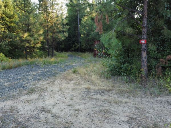 972 Crystal Peak RD , Fernwood, ID 83830