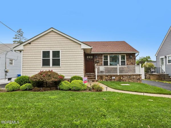 114 Hobart Avenue, Rutherford, NJ 07070