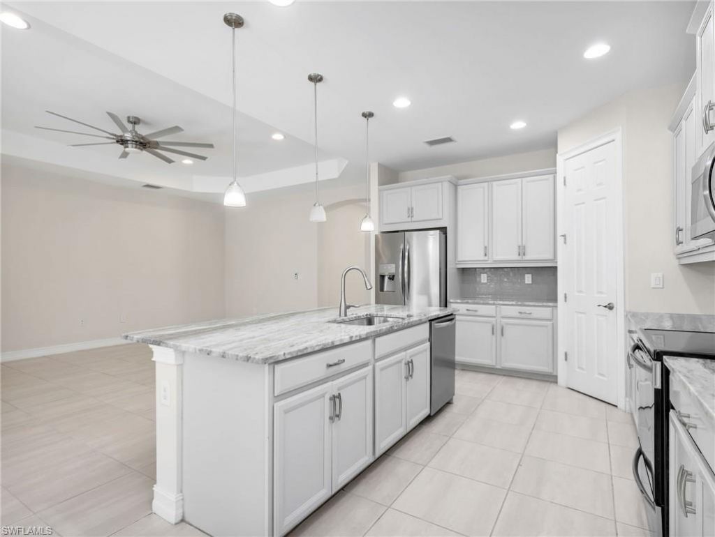 16382 Barclay Ct , Naples, FL 34110 Photo