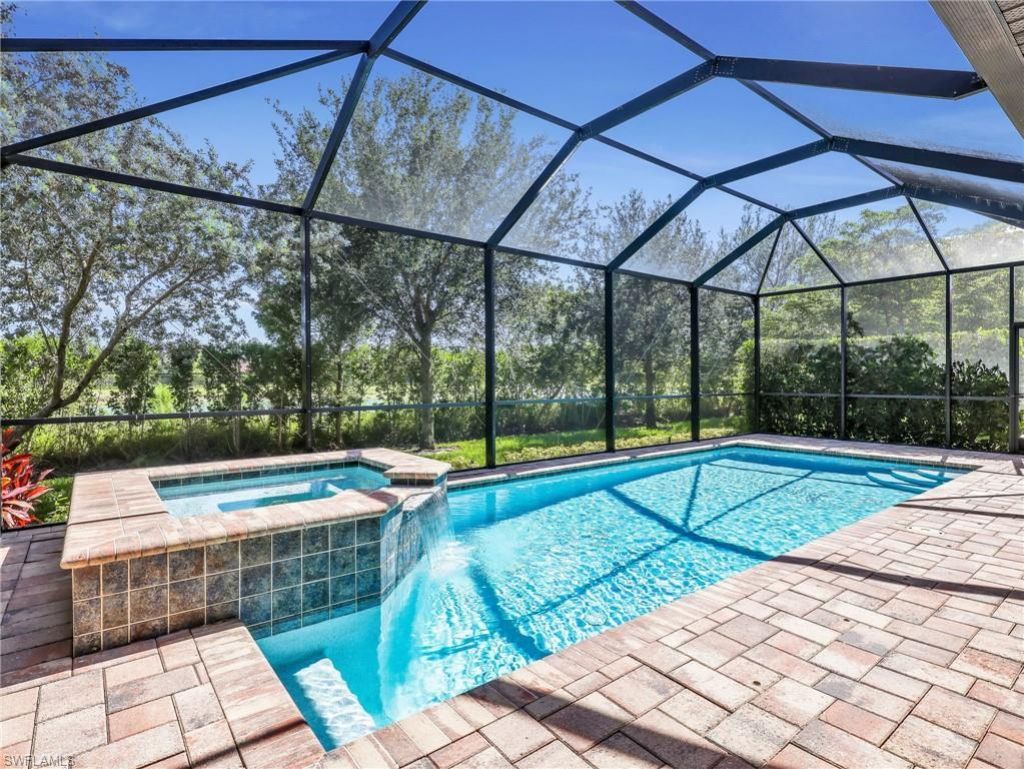 16382 Barclay Ct , Naples, FL 34110 Photo