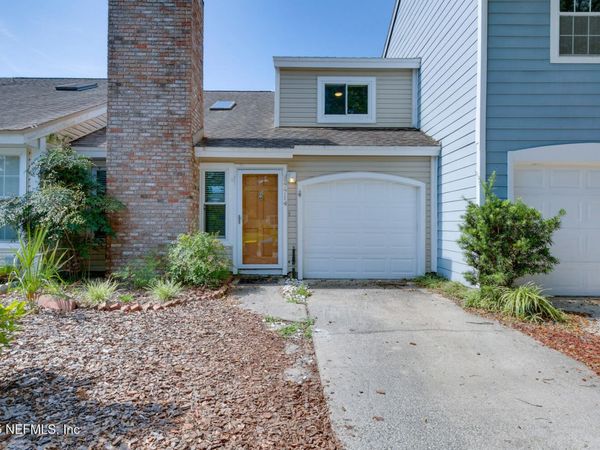 7714 GREENWICH Court W, Jacksonville, FL 32277
