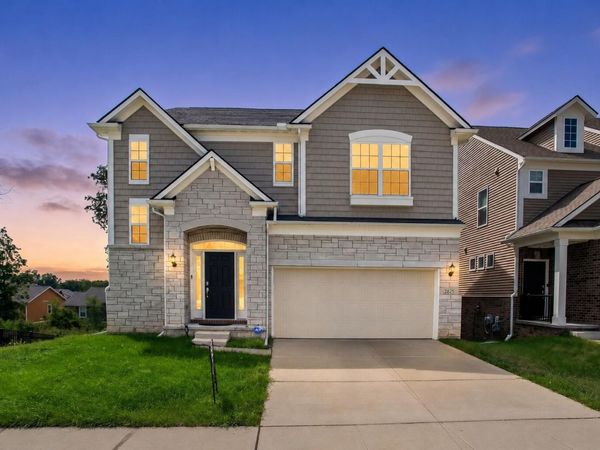2825 Dillon Drive, Ann Arbor, MI 48105