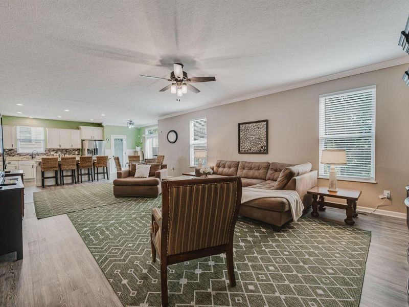 562 Preston Trails Drive, Pickerington, OH 43147 Photo 10