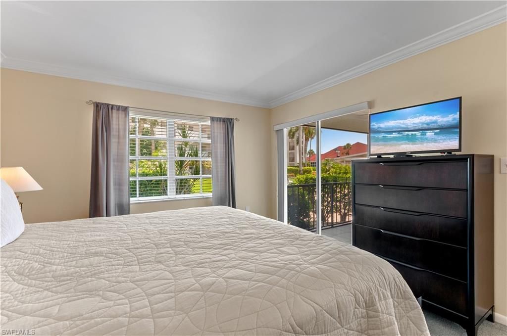 5 High Point Cir W, Unit 104, Naples, FL 34103 Photo