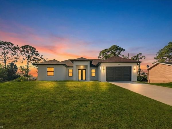 2909 9th ST W, LEHIGH ACRES, FL 33971