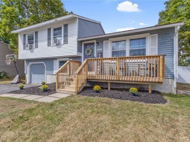 7388 Oakpost Road , Liverpool, NY 13088