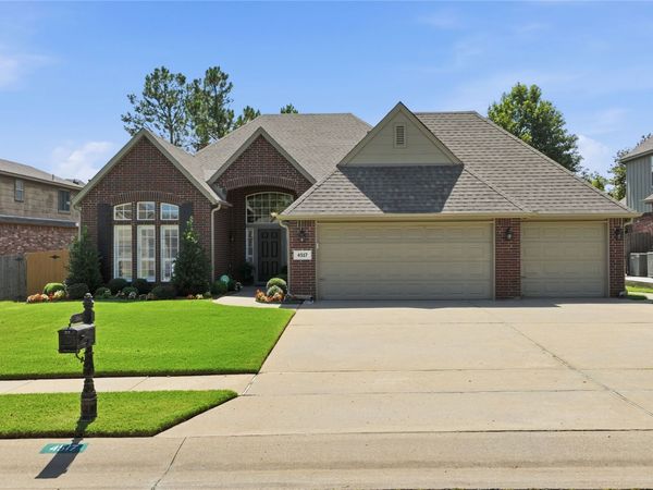 4517 W Memphis Street , Broken Arrow, OK 74012