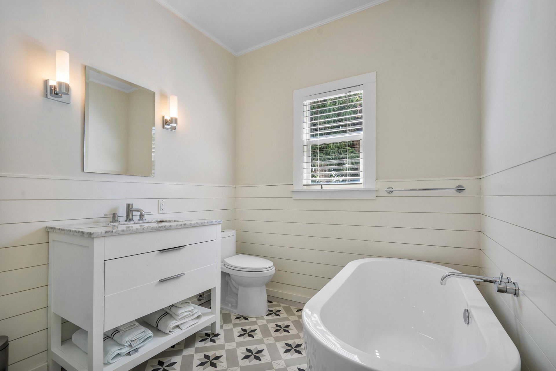 Please Call For Address, West Palm Beach, FL 33405 Photo