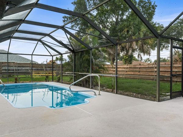 1167 SW GARDENA Avenue, Port St. Lucie, FL 34953