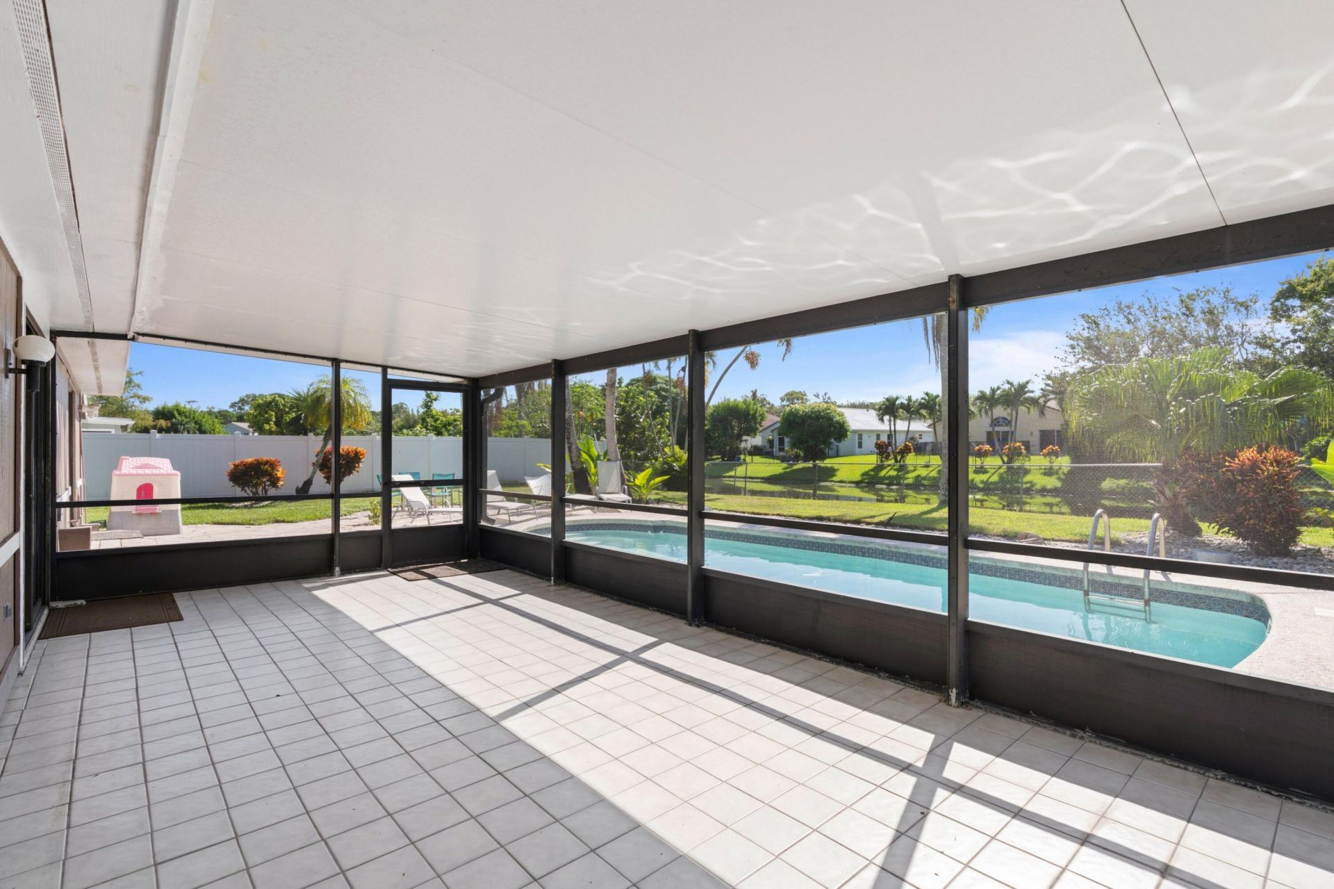 108 Cambridge Lane, Royal Palm Beach, FL 33411 Photo