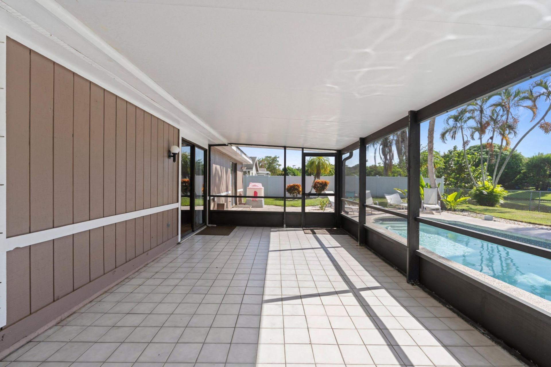 108 Cambridge Lane, Royal Palm Beach, FL 33411 Photo