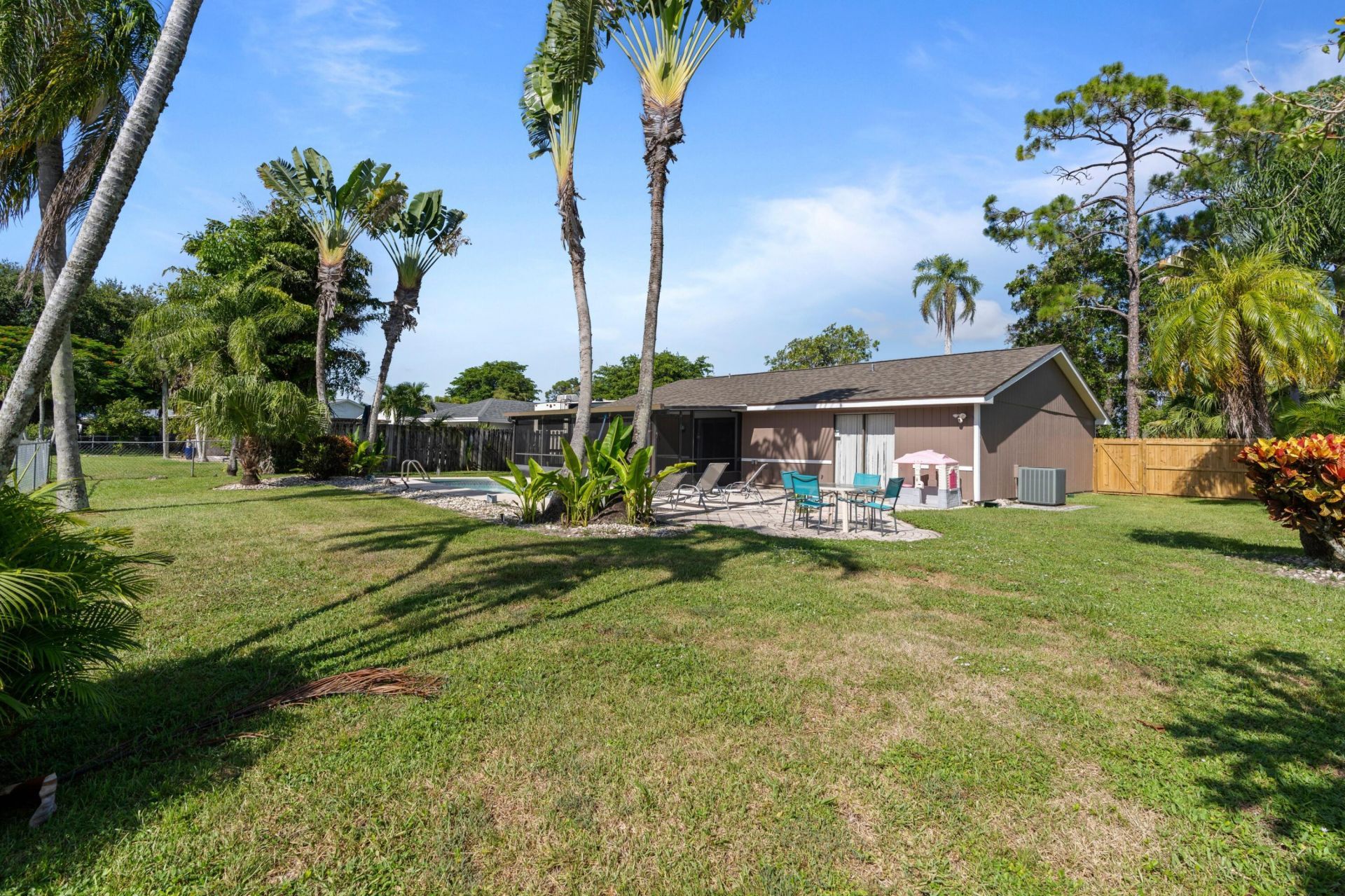 108 Cambridge Lane, Royal Palm Beach, FL 33411 Photo