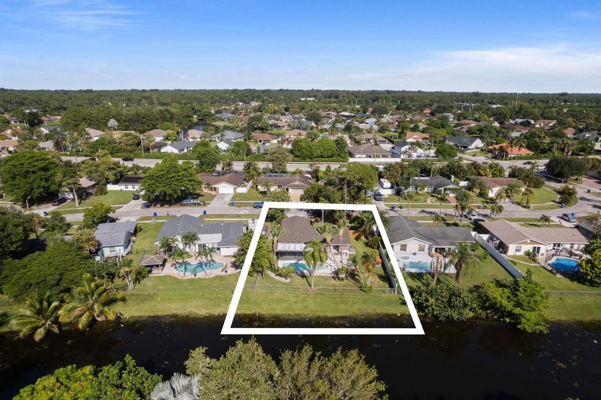 108 Cambridge Lane, Royal Palm Beach, FL 33411 Photo