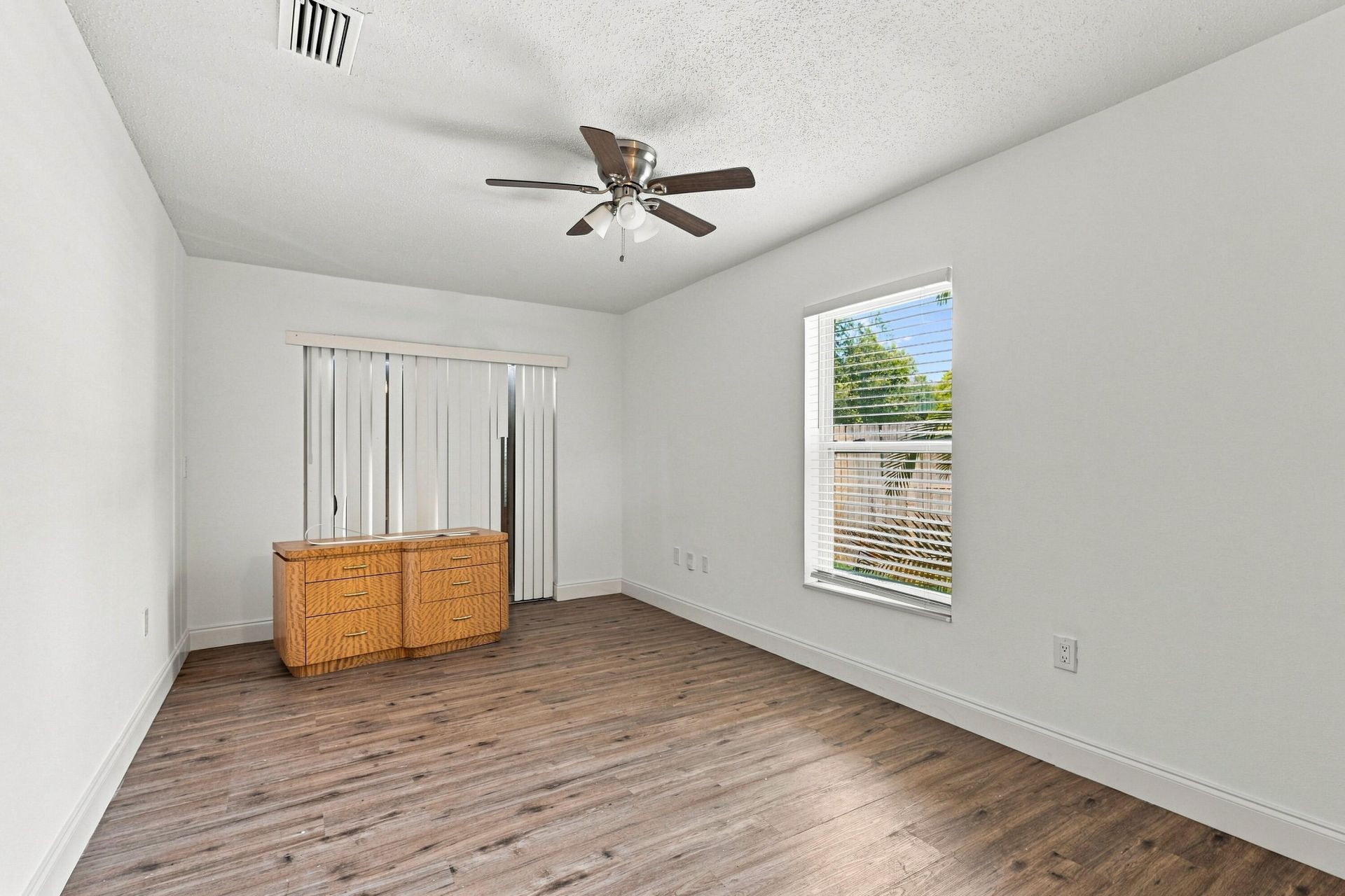 5884 S 38th Street, Greenacres, FL 33463 Photo