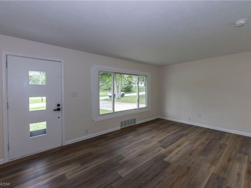 2024 Marhofer Avenue , Stow, OH 44224 Photo 5