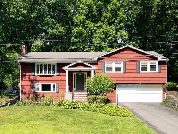 76 Westover Pkwy, Norwood, MA 02062