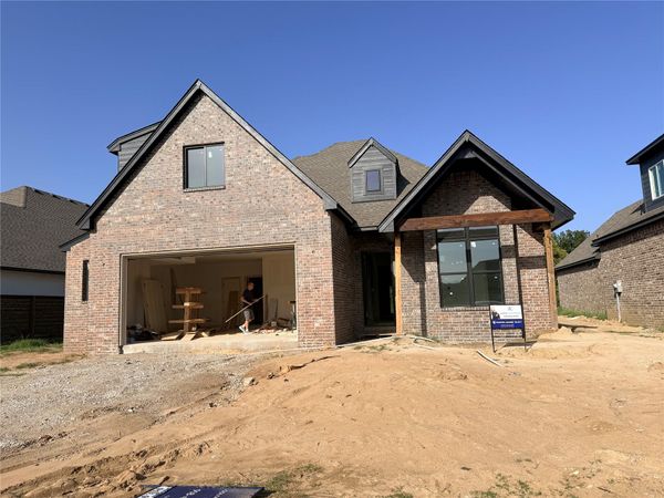 6812 S Umbrella Avenue, Broken Arrow, OK 74011