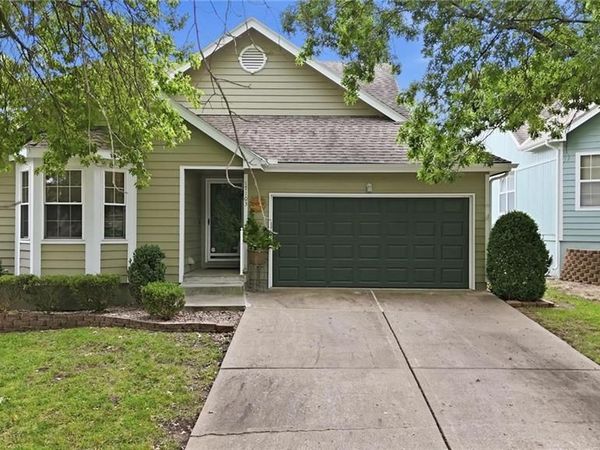17103 E 45th Street, Independence, MO 64055
