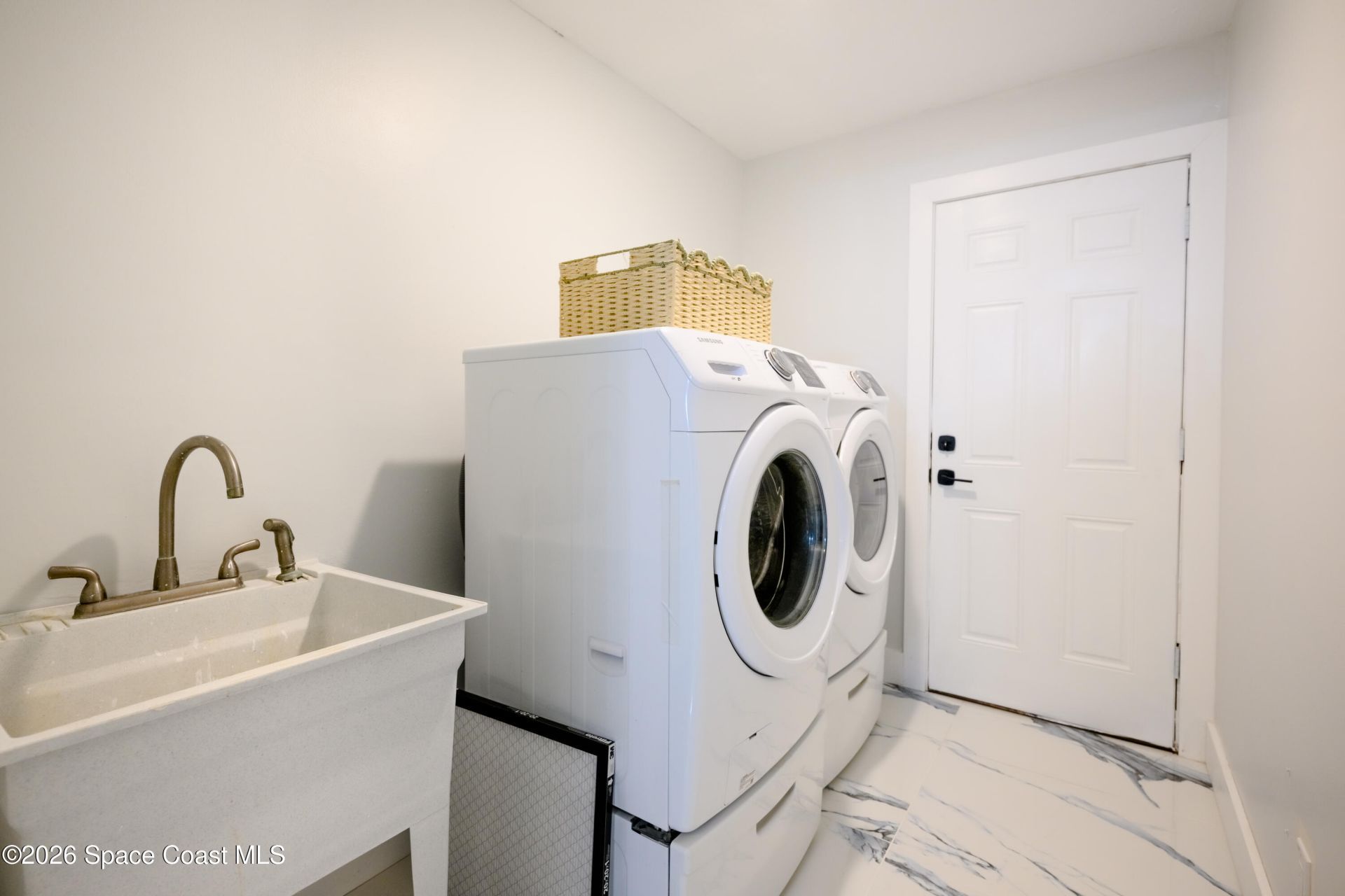 398 Riverview Lane, Melbourne Beach, FL 32951 Photo