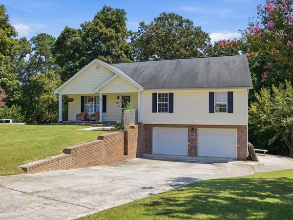 1760 Haleigh Terrace, Soddy Daisy, TN 37379